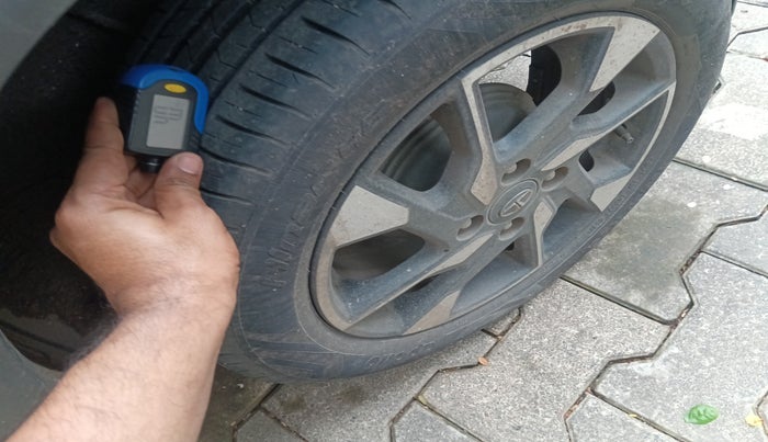 2022 Tata PUNCH ACCOMPLISHED MT, Petrol, Manual, 42,857 km, tyre