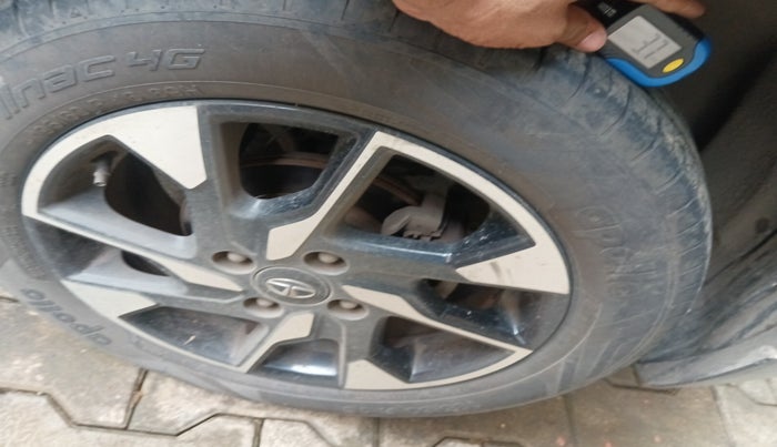 2022 Tata PUNCH ACCOMPLISHED MT, Petrol, Manual, 42,857 km, tyre