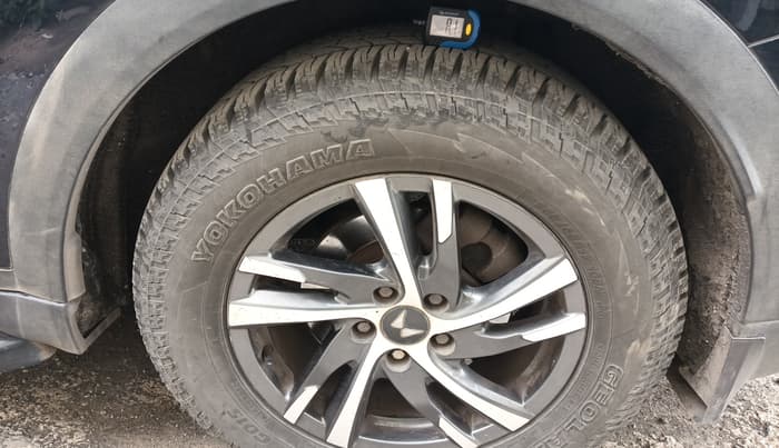 2022 Mahindra XUV700 AX 5 D AT 7 STR, Diesel, Automatic, 48,012 km, tyre
