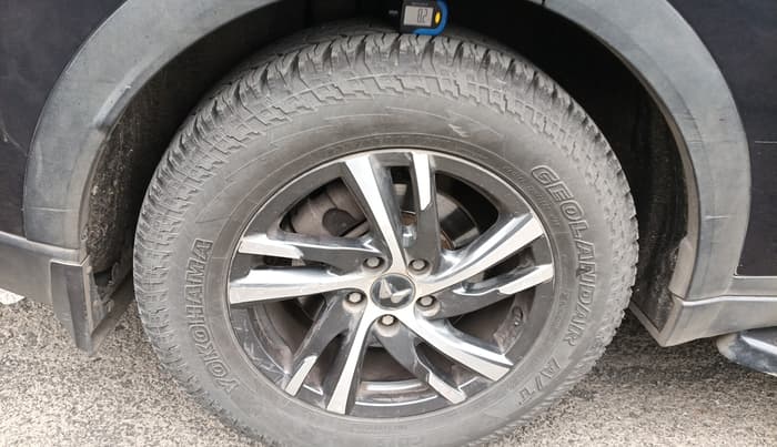 2022 Mahindra XUV700 AX 5 D AT 7 STR, Diesel, Automatic, 48,012 km, tyre