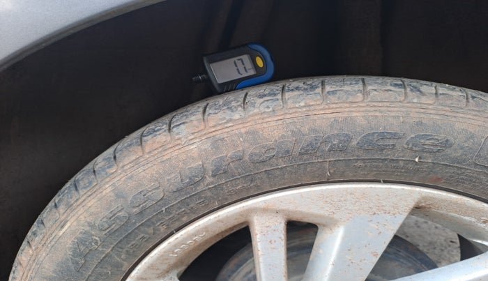 2015 Honda Jazz 1.2L I-VTEC V, Petrol, Manual, 69,500 km, tyre