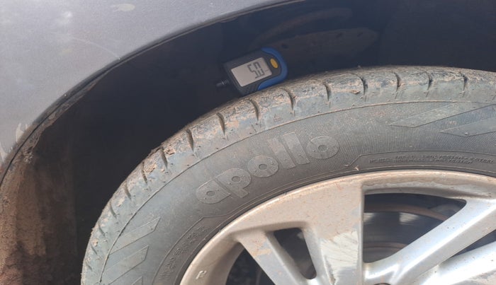 2015 Honda Jazz 1.2L I-VTEC V, Petrol, Manual, 69,500 km, tyre