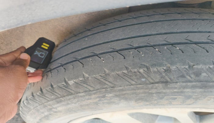 2021 Tata Safari XZ PLUS, Diesel, Manual, 1,23,356 km, tyre