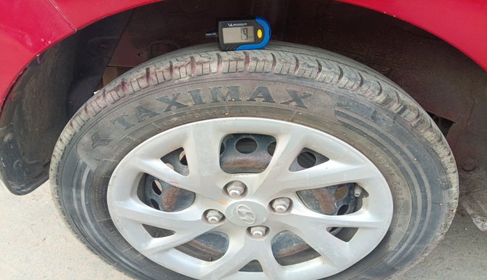 2017 Hyundai Grand i10 SPORTZ (O) 1.2 U2 CRDI, Diesel, Manual, 64,260 km, tyre