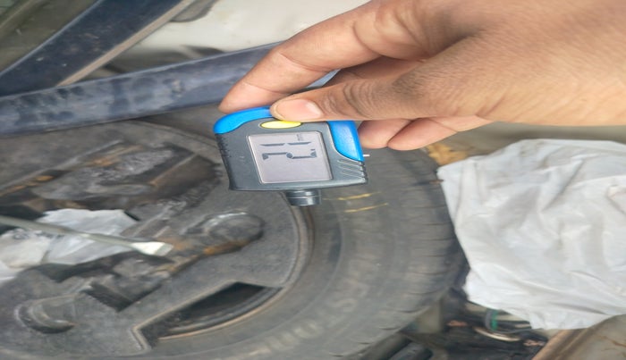 2015 Maruti Ciaz VDI, Diesel, Manual, 1,24,501 km, tyre