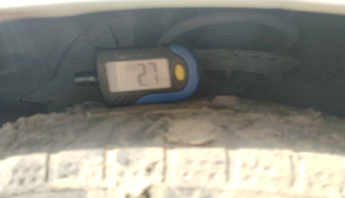 2013 Hyundai i20 SPORTZ 1.4 CRDI, Diesel, Manual, 1,47,878 km, tyre