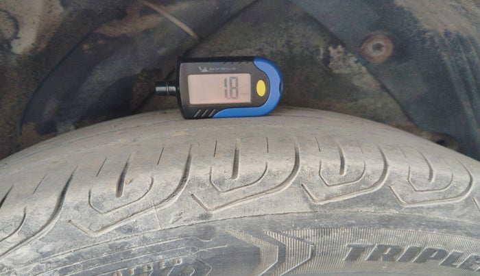 2013 Hyundai i20 SPORTZ 1.4 CRDI, Diesel, Manual, 1,47,878 km, tyre