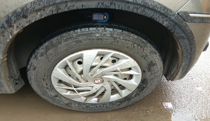 2019 Maruti New Wagon-R LXI CNG 1.0, Petrol, Manual, 57,971 km, tyre