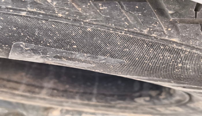 2017 Ford Endeavour TITANIUM 3.2 4X4 AT, Diesel, Automatic, 91,957 km, tyre