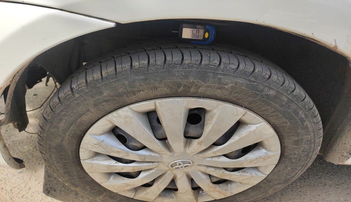 2013 Toyota Etios G, Petrol, Manual, 1,33,765 km, tyre