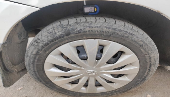 2013 Toyota Etios G, Petrol, Manual, 1,33,765 km, tyre