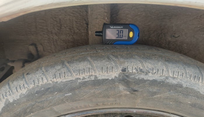 2017 Maruti Celerio VXI, Petrol, Manual, 70,578 km, tyre