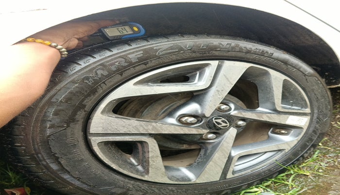 2023 Hyundai AURA SX 1.2 CNG, Petrol, Manual, 31,116 km, tyre