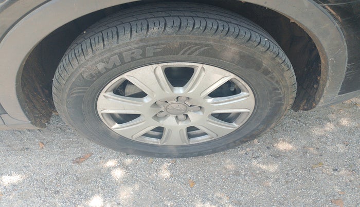 2014 Audi Q3 2.0 TDI MT S EDITION, Diesel, Manual, 1,75,000 km, tyre