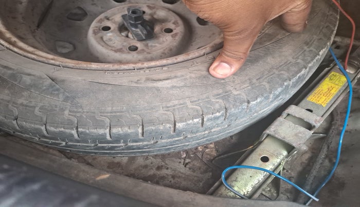 2011 Hyundai Santro Xing GL, Petrol, Manual, 67,749 km, tyre