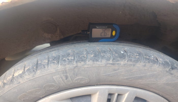 2011 Hyundai Santro Xing GLS, Petrol, Manual, 1,23,528 km, tyre