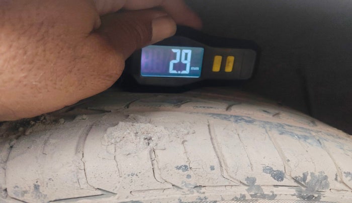 2014 Hyundai Verna FLUIDIC 1.6 CRDI SX AT, Diesel, Automatic, 1,45,000 km, tyre