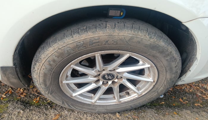 2017 Maruti Swift Dzire TOUR DIESEL, Diesel, Manual, 1,36,806 km, tyre