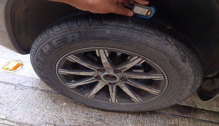 2016 Nissan Terrano XL (P), Petrol, Manual, 51,538 km, tyre