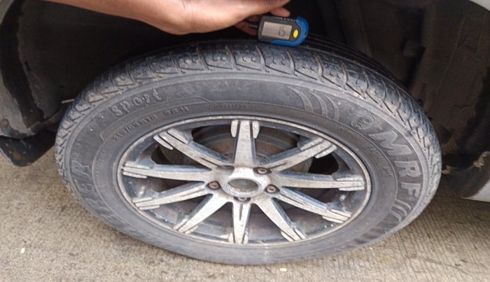 2016 Nissan Terrano XL (P), Petrol, Manual, 51,538 km, tyre