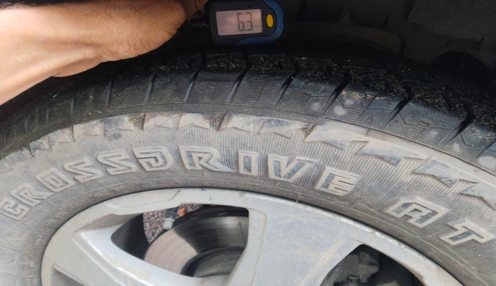 2019 Mahindra Scorpio S11 2WD, Diesel, Manual, 1,99,825 km, tyre