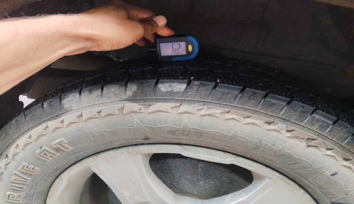 2019 Mahindra Scorpio S11 2WD, Diesel, Manual, 1,99,825 km, tyre