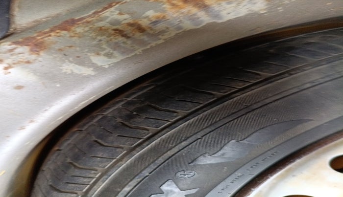 2011 Maruti Ritz LXI, Petrol, Manual, 89,917 km, tyre