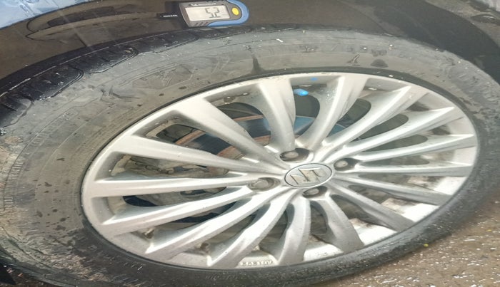 2017 Maruti Ciaz ALPHA  AT 1.4  PETROL, Petrol, Automatic, 77,386 km, tyre