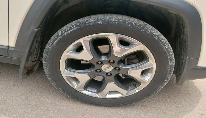 2019 Jeep Compass LIMITED PLUS PETROL AT, Petrol, Automatic, 25,924 km, tyre