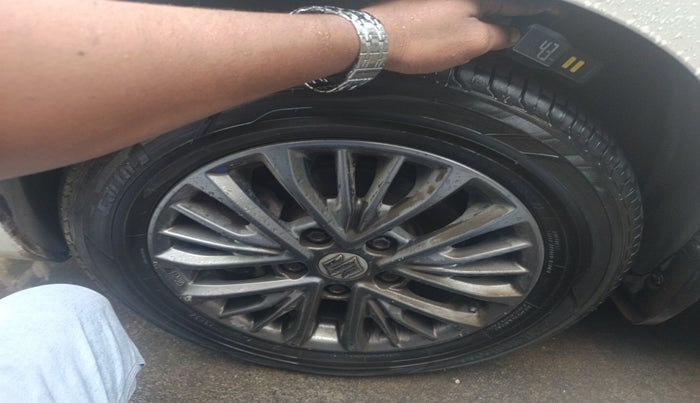 2021 Maruti Ertiga VXI CNG, Petrol, Manual, 68,685 km, tyre