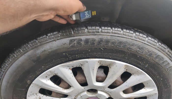 2014 Fiat Punto EVO ACTIVE 1.3 MULTIJET, Diesel, Manual, 88,000 km, tyre