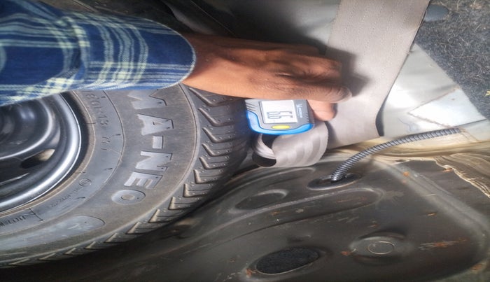 2017 Datsun Redi Go T (O), Petrol, Manual, 32,884 km, tyre