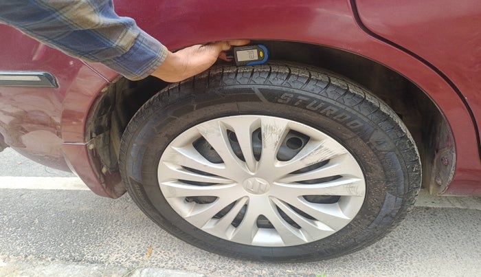 2013 Maruti Ertiga VXI ABS, Petrol, Manual, 45,316 km, tyre