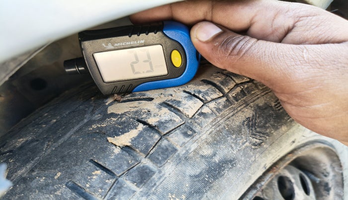 2012 Maruti Ritz VDI, Diesel, Manual, 1,63,480 km, tyre