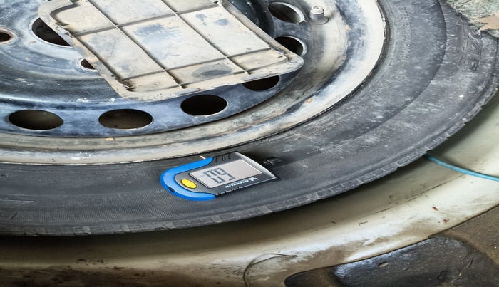 2012 Maruti Ritz VDI, Diesel, Manual, 1,63,480 km, tyre