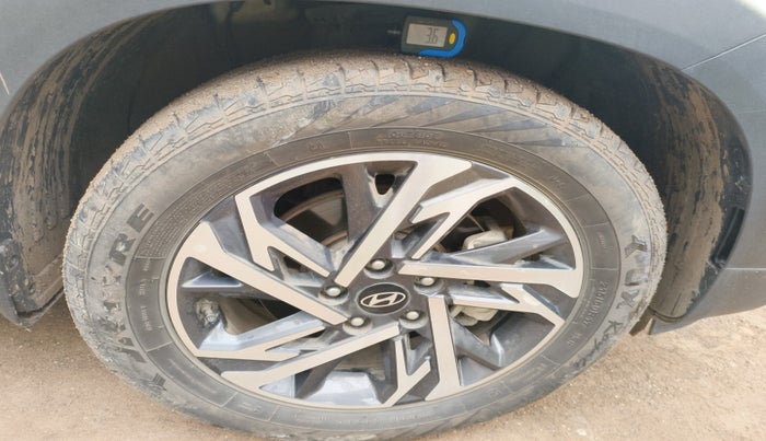 2024 Hyundai Creta SX (O) 1.5 DIESEL AT, Diesel, Automatic, 33,402 km, tyre