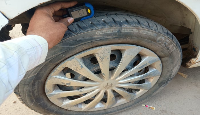 2012 Maruti Wagon R 1.0 VXI, Petrol, Manual, 1,00,844 km, tyre