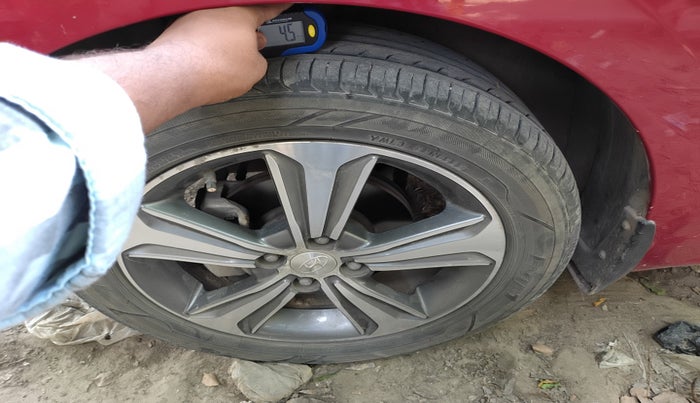 2019 Hyundai Verna 1.6 VTVT SX + AT, Petrol, Automatic, 29,286 km, tyre