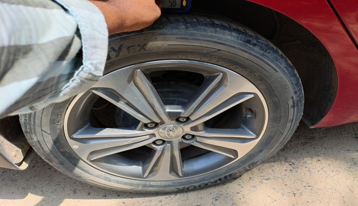 2019 Hyundai Verna 1.6 VTVT SX + AT, Petrol, Automatic, 29,286 km, tyre