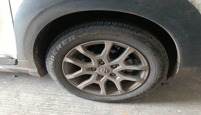 2024 Maruti XL6 ZETA CNG, Petrol, Manual, 8,719 km, tyre