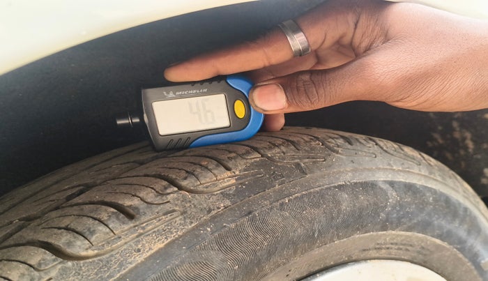 2011 Hyundai i10 SPORTZ 1.2, Petrol, Manual, 68,395 km, tyre