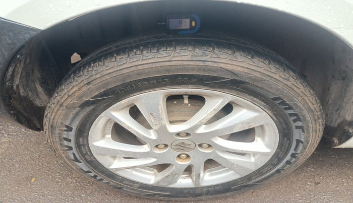 2014 Maruti Swift ZXI, Petrol, Manual, 67,059 km, tyre