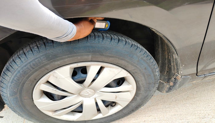 2020 Honda Amaze 1.5L I-DTEC S, Diesel, Manual, 84,333 km, tyre