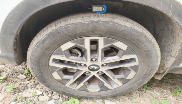 2022 Hyundai VENUE SX (O) 1.5 CRDI, Diesel, Manual, 81,123 km, tyre