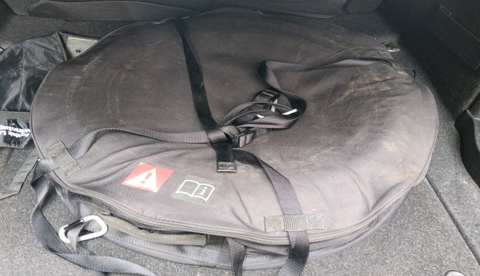 2015 BMW 3 Series 320D SPORTLINE, Diesel, Automatic, 73,656 km, tyre