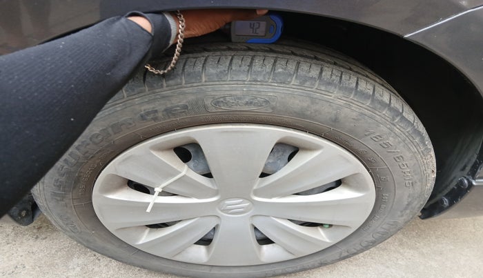 2018 Maruti Ertiga VXI, Petrol, Manual, 26,740 km, tyre