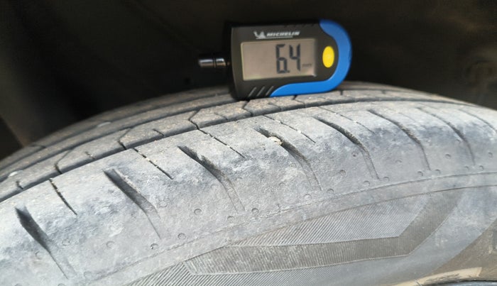 2023 Hyundai VENUE S(O) 1.2, Petrol, Manual, 10,824 km, tyre