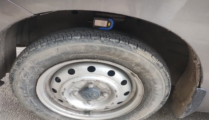 2012 Maruti Wagon R 1.0 LXI CNG, Petrol, Manual, 44,811 km, tyre