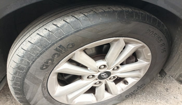 2016 Hyundai Creta SX PLUS 1.6 DIESEL, Diesel, Manual, 81,607 km, tyre