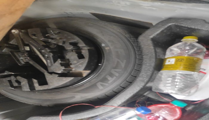 2020 Skoda Rapid ACTIVE 1.0 TSI, Petrol, Manual, 2,40,112 km, tyre